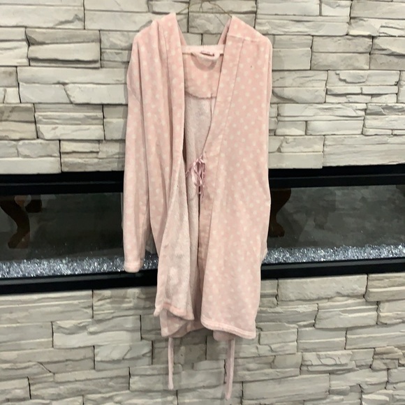 Fluffy pink house coat - Picture 2 of 4